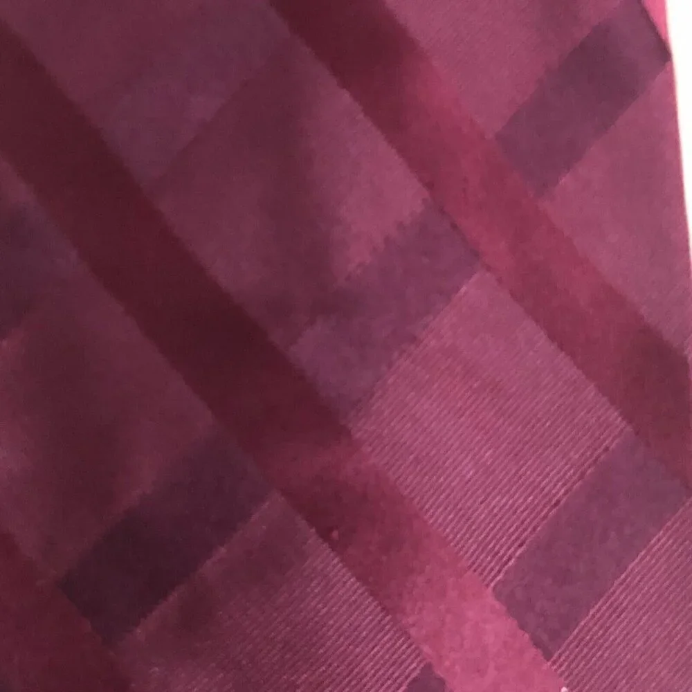 PRONTO UOMO Men's 100% Silk Burgundy Red Necktie - Old Money Quiet Luxury EUC